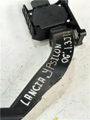 Second-hand car spare part potentiometer for lancia ypsilon (101) 1.4 16v oro (10.2006->) oem iam references bitron b720  