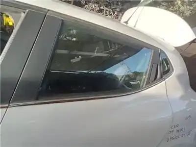 Peça sobressalente para automóvel em segunda mão porta do automóvel traseira esquerda por renault clio iv 0.9 tce energy referências oem iam   