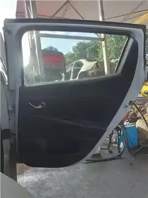 Peça sobressalente para automóvel em segunda mão porta do automóvel traseira direita por renault clio iv 0.9 tce energy referências oem iam   