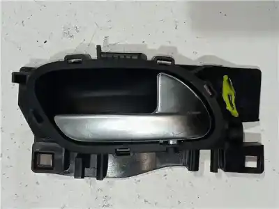 Pezzo di ricambio per auto di seconda mano Maniglia Interna Anteriore Destra per PEUGEOT 208 1.2 16V VTi Riferimenti OEM IAM 96555516VV  