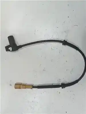 Peça sobressalente para automóvel em segunda mão Sensor Abs por RENAULT CLIO II FASE II (B/CB0) 1.5 dCi Diesel Referências OEM IAM 7700411747   Peça sobressalente para automóvel em segunda mão Sensor Abs por RENAULT CLIO II FASE II (B/CB0) 1.5 dCi Diesel Referências OEM IAM 7700411747