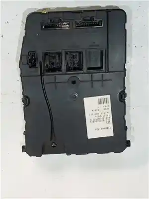 Piesă de schimb auto la mâna a doua panou siguranțe pentru renault megane ii berlina 5p 1.9 dci diesel referințe oem iam 8200606824  