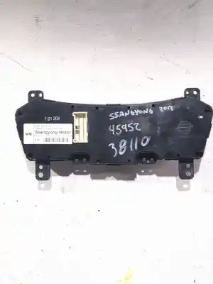 Peça sobressalente para automóvel em segunda mão comando de sofagem (chauffage / ar condicionado) por ssangyong korando 2.0 td cat referências oem iam 6871034001  