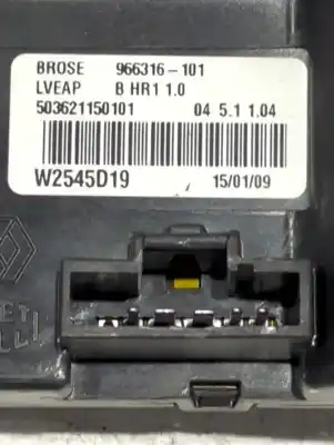 Peça sobressalente para automóvel em segunda mão motor elevador vidro dianteiro esquerdo por renault megane iii fastback (bz0/1_, b3_) 1.9 dci (bz0n bz0j) referências oem iam 0130822479   Peça sobressalente para automóvel em segunda mão motor elevador vidro dianteiro esquerdo por renault megane iii fastback (bz0/1_, b3_) 1.9 dci (bz0n bz0j) referências oem iam 0130822479