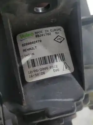 Pezzo di ricambio per auto di seconda mano luce fendinebbia destra per renault clio ii fase ii (b/cb0) 1.5 dci diesel riferimenti oem iam 8200002470  