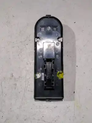 Second-hand car spare part left front power window switch for opel astra h (a04) 1.7 cdti (l48) oem iam references   
