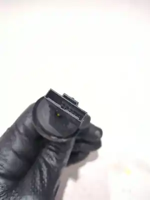 Автозапчастина б/у правий задний огляд для opel astra j gtc 2.0 cdti (08) посилання на oem iam 13302750  