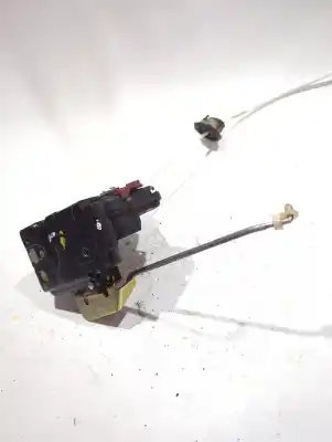 Second-hand car spare part left front door lock for audi a4 b6 (8e2) 2.0 oem iam references   