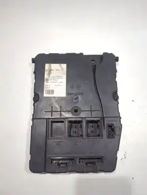Pezzo di ricambio per auto di seconda mano scatola relè/fusibili per renault megane ii (bm0/1_, cm0/1_) 1.9 dci riferimenti oem iam 8200780018  