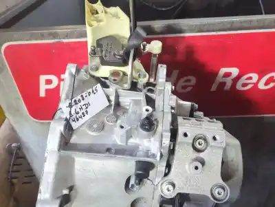 Pezzo di ricambio per auto di seconda mano riduttore per peugeot 208 1.6 hdi riferimenti oem iam 20dp77  