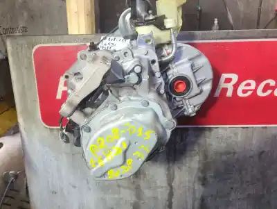 Pezzo di ricambio per auto di seconda mano riduttore per peugeot 208 1.6 hdi riferimenti oem iam 20dp77  