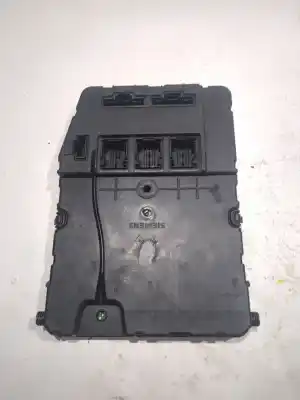 Pezzo di ricambio per auto di seconda mano scatola relè/fusibili per renault scenic (ja..) 2.0 16v cat (f4r) riferimenti oem iam 8200606826  