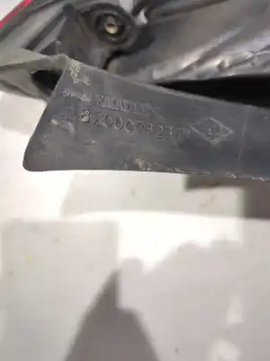 Автозапчастина б/у правий ліхтар для renault megane ii (bm0/1_, cm0/1_) 1.9 dci (bm0g cm0g) посилання на oem iam 89398081  