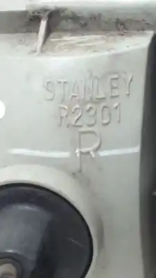 Recambio de automóvil de segunda mano de piloto defensa trasero izquierdo para suzuki grand vitara jb (jt) 1.9 ddis turbodiesel referencias oem iam stanley r2301  