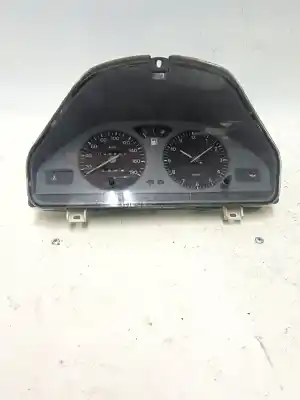 Pièce détachée automobile d'occasion COMPTEUR DE VITESSE TABLEAU DE BORD pour PEUGEOT 106 (S1)  Références OEM IAM 87001250  