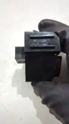 Pezzo di ricambio per auto di seconda mano interruttore per opel corsa d (s07) 1.3 cdti (l08, l68) riferimenti oem iam 13189529  