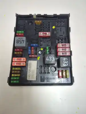 Peça sobressalente para automóvel em segunda mão caixa de fusíveis e relés por volkswagen golf v (1k1) 1.9 tdi referências oem iam 143701820