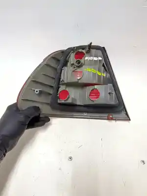 Second-hand car spare part right tailgate light for bmw 3 (e46) 320 d oem iam references 6910532  