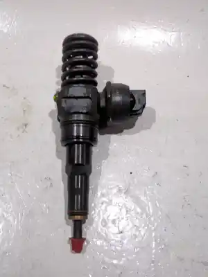 Recambio de automóvil de segunda mano de inyector para volkswagen golf v (1k1) 1.9 tdi referencias oem iam 038130073ag  