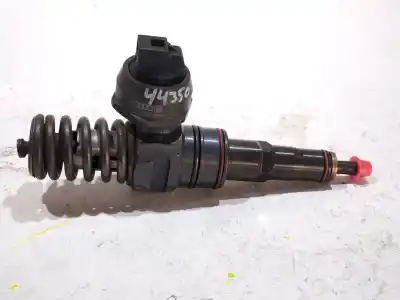 Автозапчастина б/у ИНЖЕКТОР для AUDI A4 B6 (8E2)  Посилання на OEM IAM 038130073AR  
