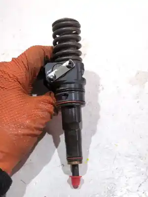 Pezzo di ricambio per auto di seconda mano iniettore per audi a4 b6 (8e2) 1.9 tdi riferimenti oem iam 038130073ar  
