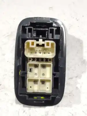 Peça sobressalente para automóvel em segunda mão botão / interruptor elevador vidro traseiro esquerdo por toyota auris (_e15_) 2.0 d-4d (ade150_) referências oem iam   