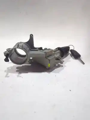 Second-hand car spare part ignition switch for opel astra h (a04) 1.9 cdti (l48) oem iam references 2421430  