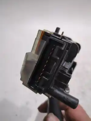 Second-hand car spare part windshiel wiper switch for toyota corolla (_e12_) 1.4 d (nde120_) oem iam references 1a830  