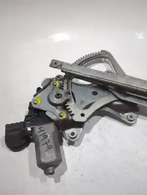 Peça sobressalente para automóvel em segunda mão elevador de vidros dianteiro direito por toyota auris (_e15_) 2.0 d-4d (ade150_) referências oem iam 8671035180  