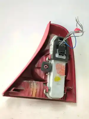 Pezzo di ricambio per auto di seconda mano lampada posteriore sinistra per renault clio ii fase ii (b/cb0) 1.5 dci diesel riferimenti oem iam 820071413  