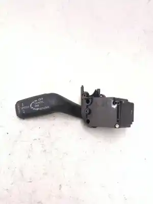 Автозапчасти б/у  за AUDI A4 B7 AVANT (8ED)  ссылки OEM IAM 4E0953521  