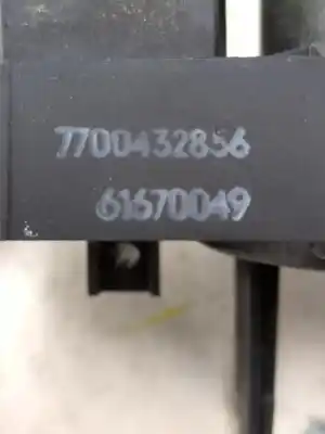 Pezzo di ricambio per auto di seconda mano comando multifunzione per renault clio ii fase i (b/cb0) (1998->) 1.9 d (b/cb0e) riferimenti oem iam 7700432856 7701045279  