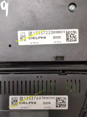 Pièce détachée automobile d'occasion commande de climatisation / chauffage pour opel astra j (p10) 1.7 cdti (68) références oem iam 13337220 13337697  