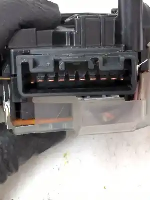 Pezzo di ricambio per auto di seconda mano comando pulito per toyota corolla (_e12_) 2.0 d-4d (cde120_) riferimenti oem iam 173738  