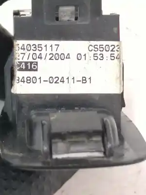 Second-hand car spare part right front power window switch for toyota corolla (_e12_) 2.0 d-4d (cde120_) oem iam references 8481002041  