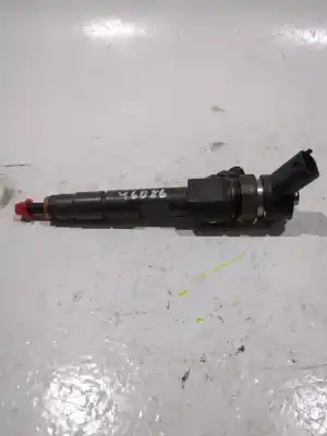 Pezzo di ricambio per auto di seconda mano Iniettore per RENAULT MEGANE II (BM0/1_, CM0/1_) 1.9 dCi Riferimenti OEM IAM 8200389369  