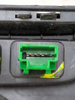 Peça sobressalente para automóvel em segunda mão consola central por citroen c1 1.0 cat (cfb / 384f) referências oem iam 160900008001  