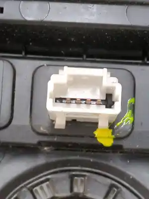 Peça sobressalente para automóvel em segunda mão consola central por citroen c1 1.0 cat (cfb / 384f) referências oem iam 160900008001  