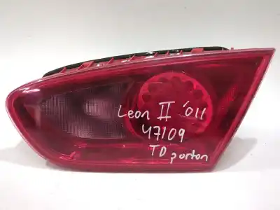 Pezzo di ricambio per auto di seconda mano fanale posteriore destro nella porta per seat leon (1p1) 1.6 tdi riferimenti oem iam 89320301