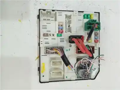 Second-hand car spare part FUSE BOX UNIT for RENAULT SCENIC III (JZ) (2009->)  OEM IAM references 284B62069RA  
