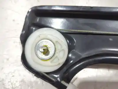 Second-hand car spare part passenger side right window regulator for bmw 5 (e60) 520 d oem iam references 7075668e  