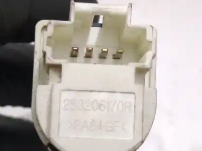 Pezzo di ricambio per auto di seconda mano interruttore per renault captur i (j5_, h5_) 1.5 dci 110 riferimenti oem iam 253206170r  
