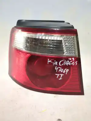 Tweedehands auto-onderdeel LINKER ACHTERLAMP voor KIA CARENS II MONOSPACE (FJ) 2.0 CRDI OEM IAM-referenties   