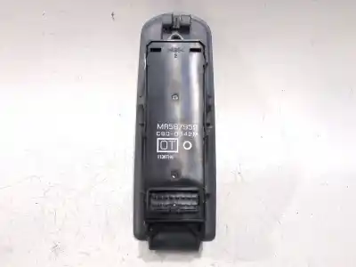 Автозапчастина б/у передні вікний вмикач для mitsubishi colt vi (z3_a, z2_a) 1.1 (z31a, z32a) посилання на oem iam mr587959  