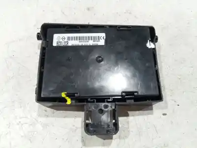 Second-hand car spare part ELECTRONIC MODULE for RENAULT CLIO III  OEM IAM references 8200652285  