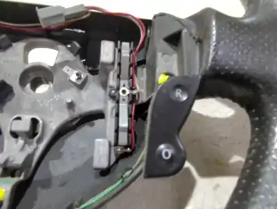 Second-hand car spare part steering wheel for renault megane ii (bm0/1_, cm0/1_) 1.5 dci (bm1e cm1e) oem iam references 8200106306  