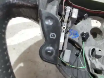 Second-hand car spare part steering wheel for renault megane ii (bm0/1_, cm0/1_) 1.5 dci (bm1e cm1e) oem iam references 8200106306  