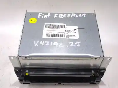 Peça sobressalente para automóvel em segunda mão sistema de áudio / rádio cd por fiat freemont (345_) 2.0 jtd 4x4 referências oem iam p05091128ae  