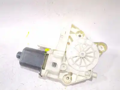 Pezzo di ricambio per auto di seconda mano Motore Alzacristalli Anteriore Destro per FORD FOCUS II (DA_, HCP, DP) 1.6 TDCI Riferimenti OEM IAM 0130822216 4M5T14553  