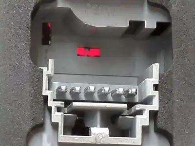 Автозапчасти б/у левый задний фонарь за renault clio ii fase ii (b/cb0) 1.5 dci diesel 65 cv / 48 kw ссылки oem iam 82000714130  